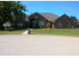 2210 Burning Tree Ct, Weatherford, TX 76087