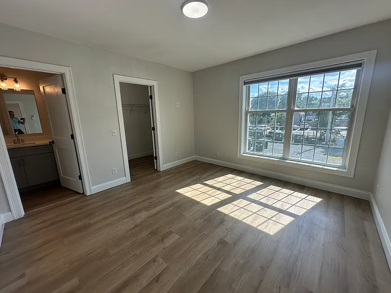 64 Holten St #202 — Photo 14