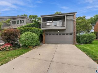 2901 S Ridgeview Way, Sioux Falls, SD 57105