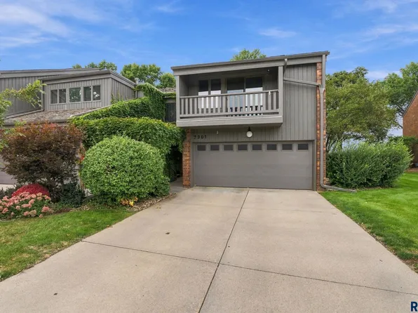 2901 S Ridgeview Way, Sioux Falls, SD 57105