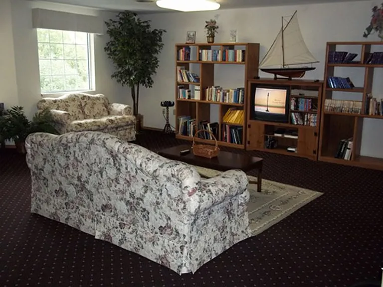 Rock Bay Harbor | 55+ Independent Living Community — Photo 13