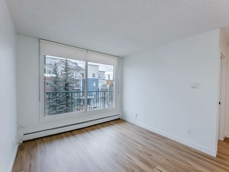 510 21st Ave SW — Photo 22