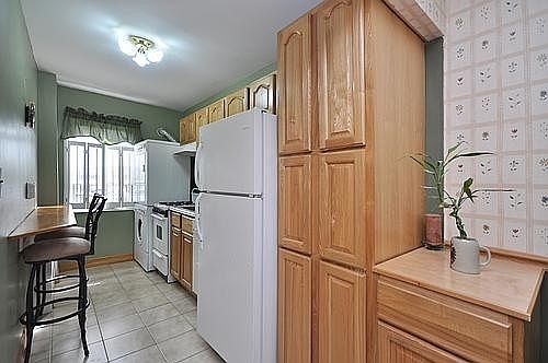3rd image of 6846 140th St
