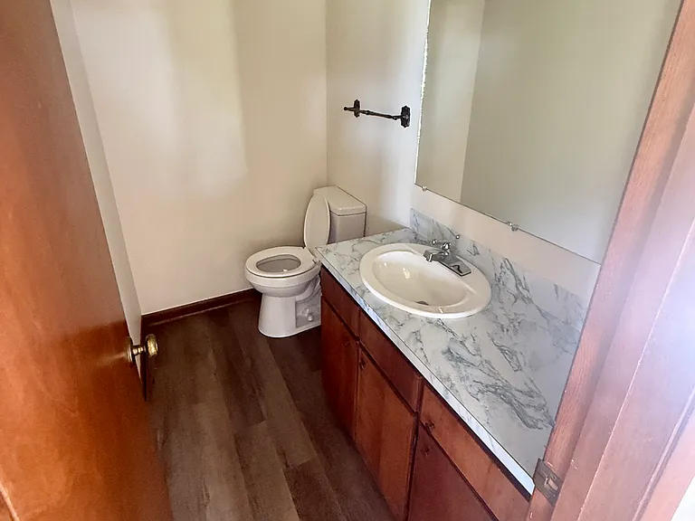 138 Valley View Dr #15 — Photo 3