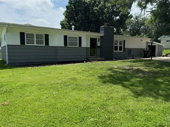 301 9th St, Warrensburg, MO 64093