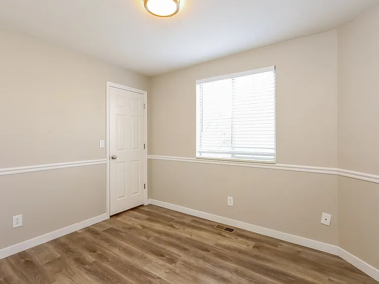 2269 W Bennion Heights Cir — Photo 14