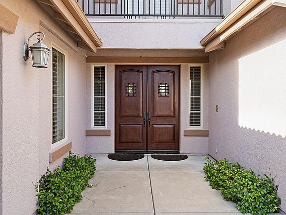 4th image of 375 Chagall Ct