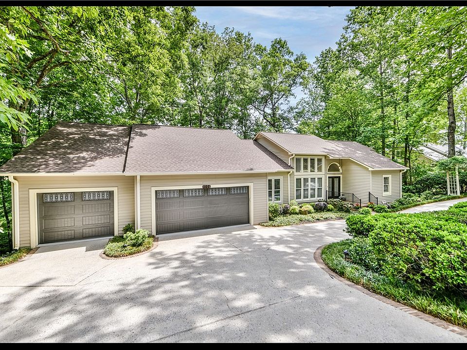 1st image of 107 Lindos Dr