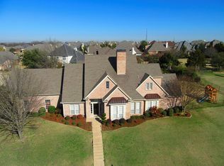 817 Country Club Dr, Heath, TX 75032
