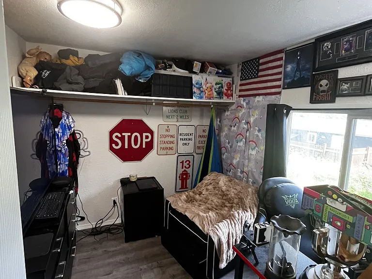 101 E Wood Ln — Photo 15