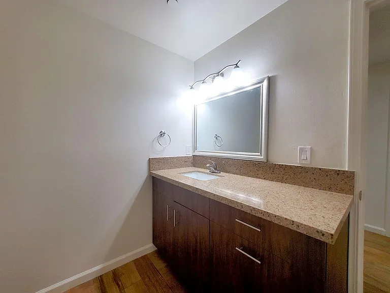 12550 Laurel St — Photo 15