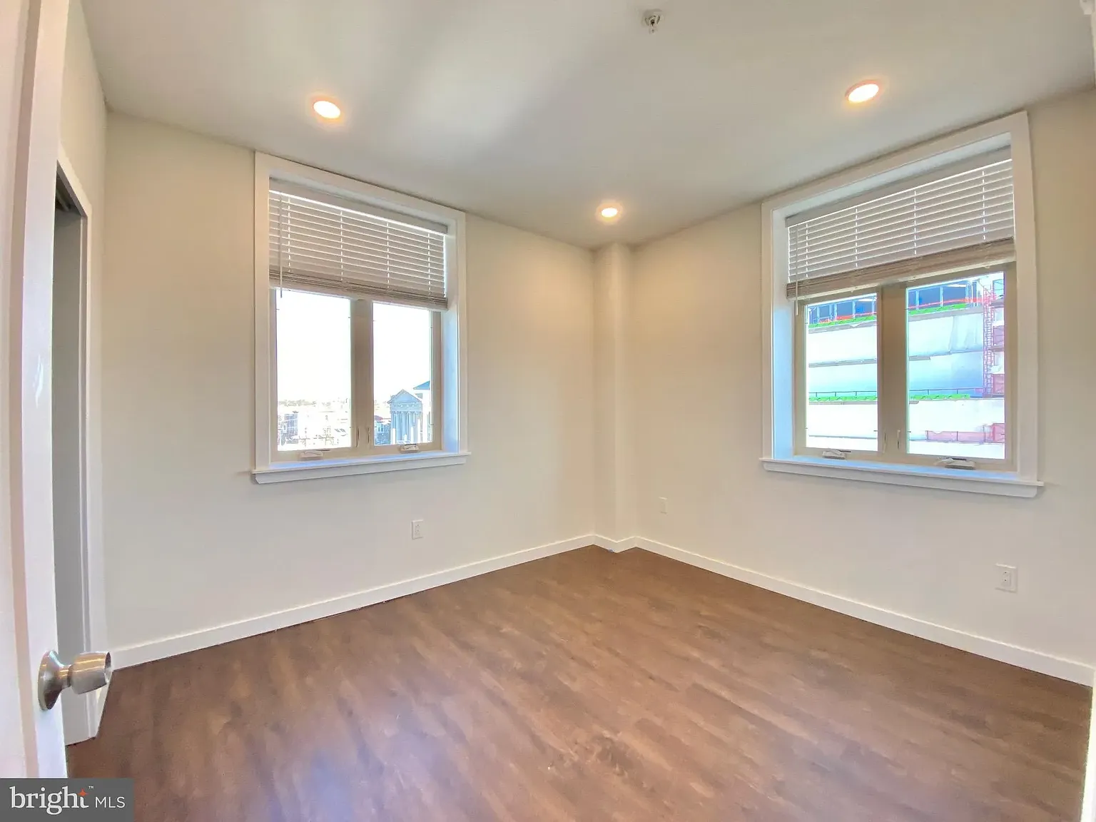 1 bed, 574 sqft, $1,550 — Photo 4