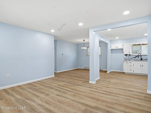 5th image of 5035 Church Rd
