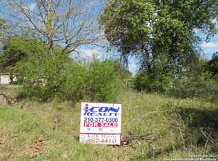 22606 Cedar Top Cir UNIT 23, Elmendorf, TX 78112