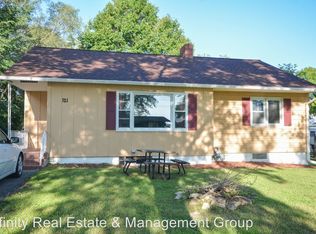 121 18th Ave NW #2, Rochester, MN 55901