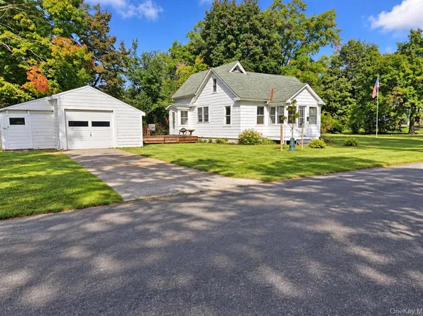 60 violet Place, Rhinebeck, NY 12572