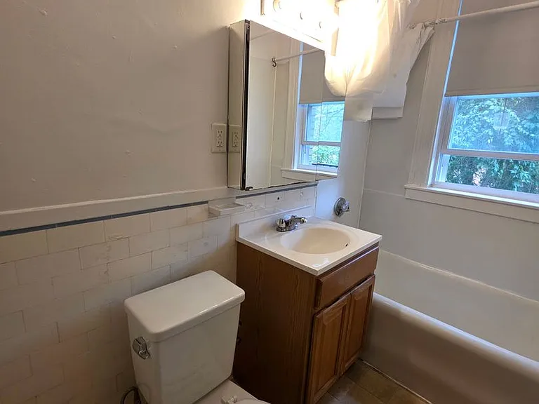 1630 Commonwealth Ave #11E — Photo 14
