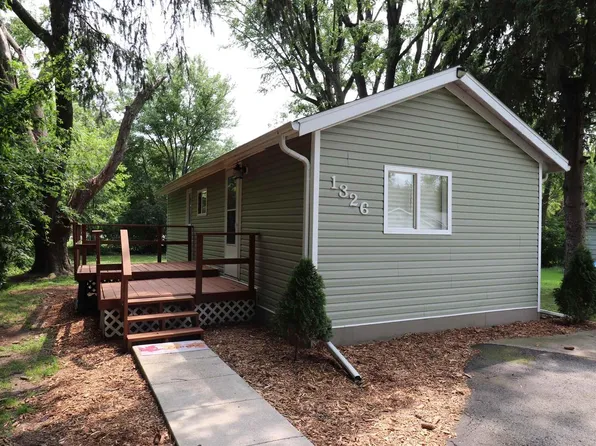 1326 East Road One, Edgerton, WI 53534