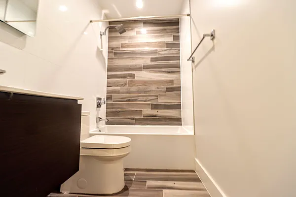 Rented by Bruma Realty LLC | media 27