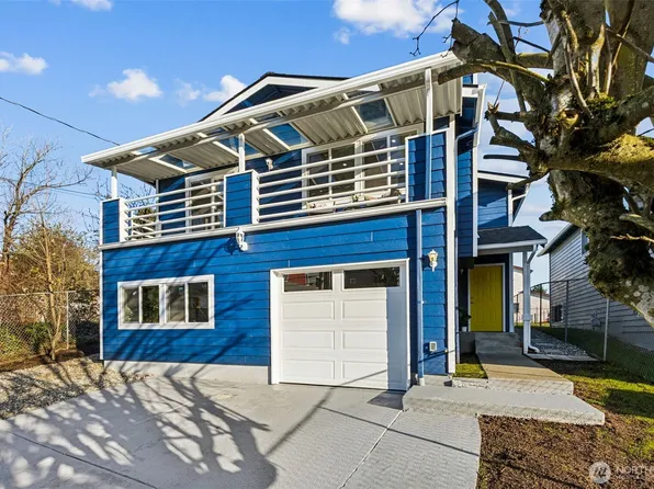 7002 42nd Avenue S, Seattle, WA 98118