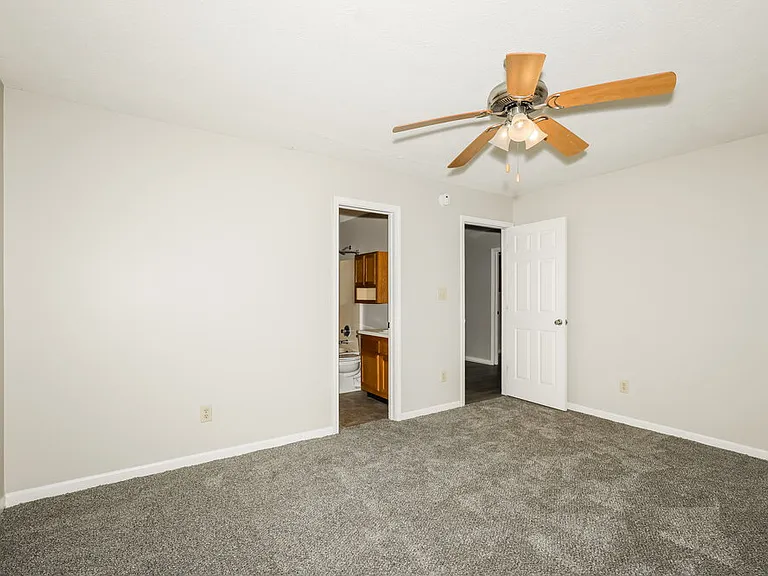457 Sable Chase — Photo 12