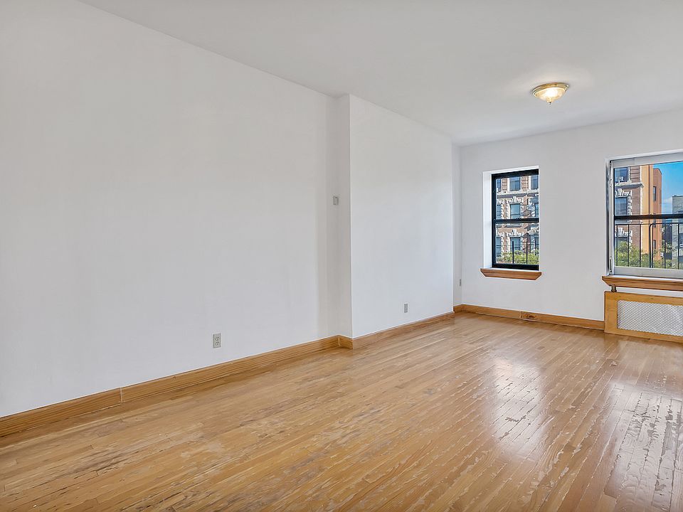 1st image of 364 W 116th St #5A