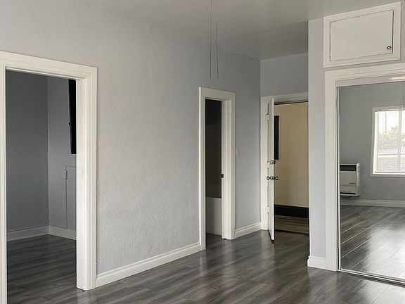 3rd image of 2415 E 53rd St #205