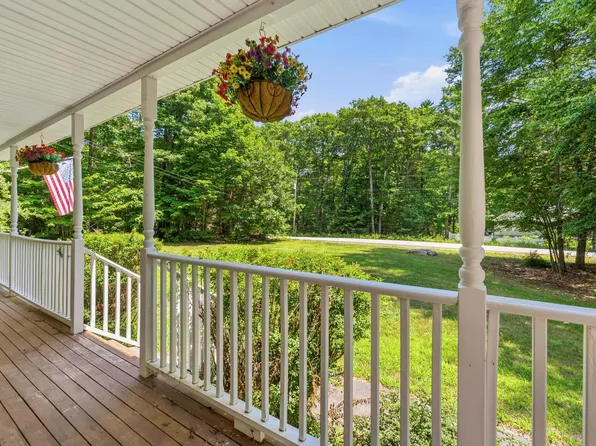 24 Heritage Drive, Berwick, ME 03901
