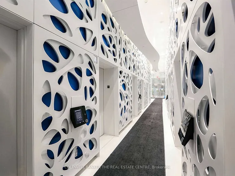 1 Bloor St E #7 — Photo 3