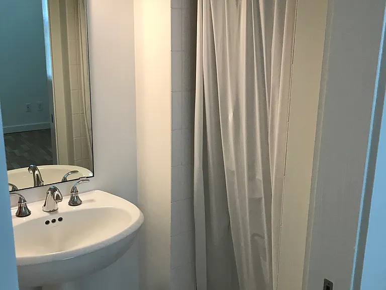 715 Caroline St #103 — Photo 24
