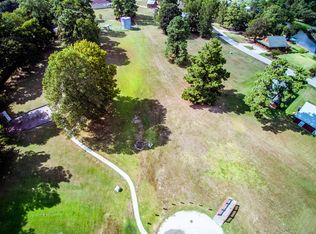 39 Hunters Creek Dr, Huntsville, TX 77340