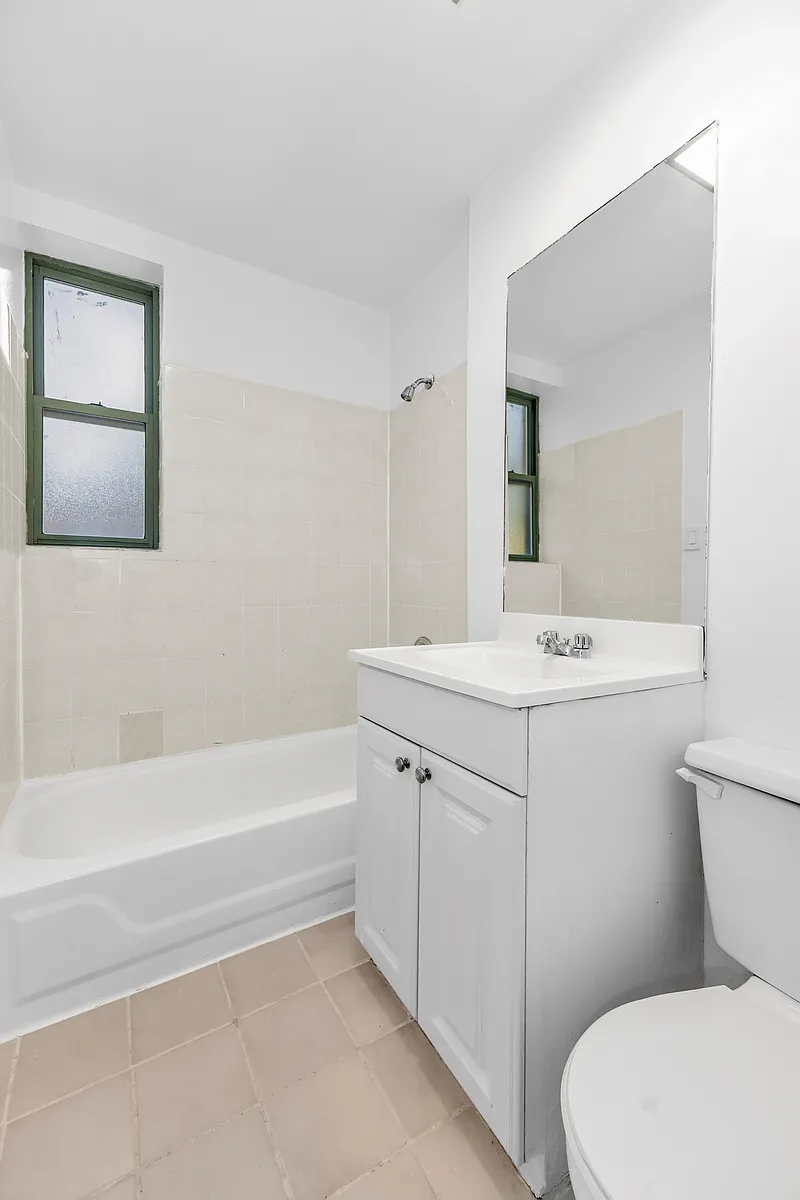 Building Photo - 244 W 64th St #2G