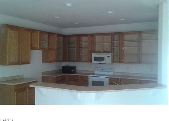 5th image of 2506 19th St W Unit 12