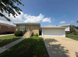 9846 Sterling Ln, Schiller Park, IL 60176