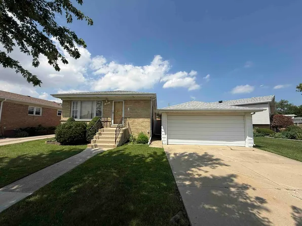 9846 Sterling Ln, Schiller Park, IL 60176