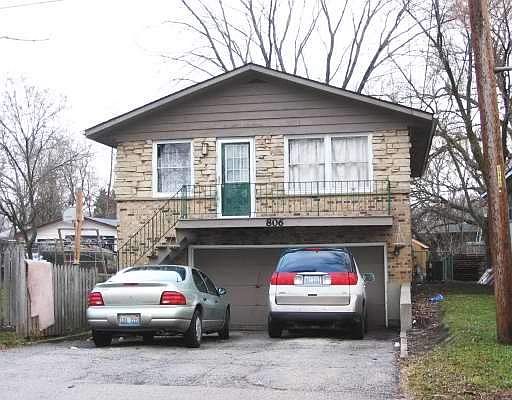 1st image of 806 Southmoor St