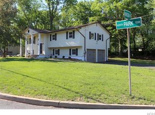37 N Park Ter, Congers, NY