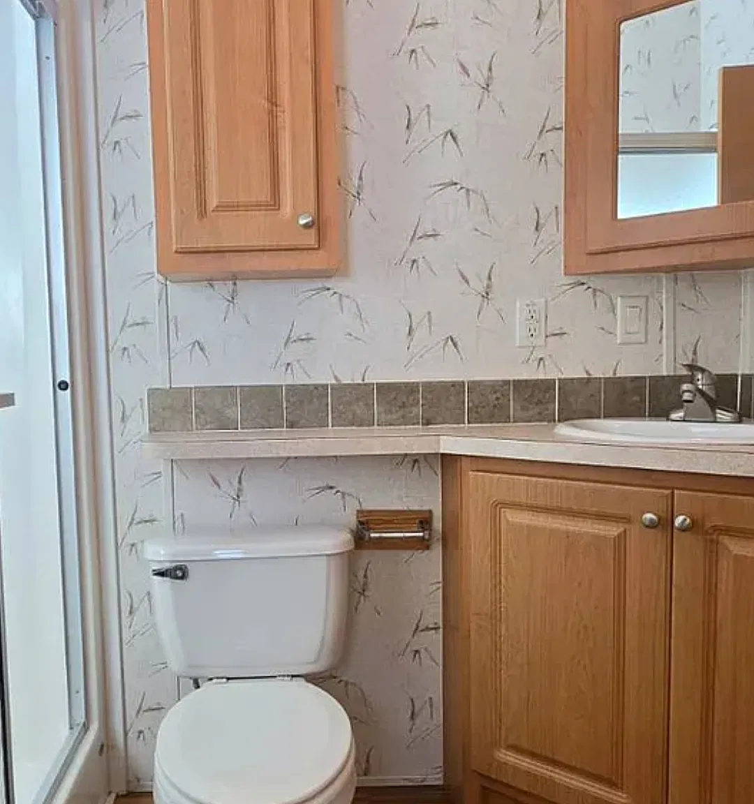 1 bed, 420 sqft, $1,300 — Photo 2