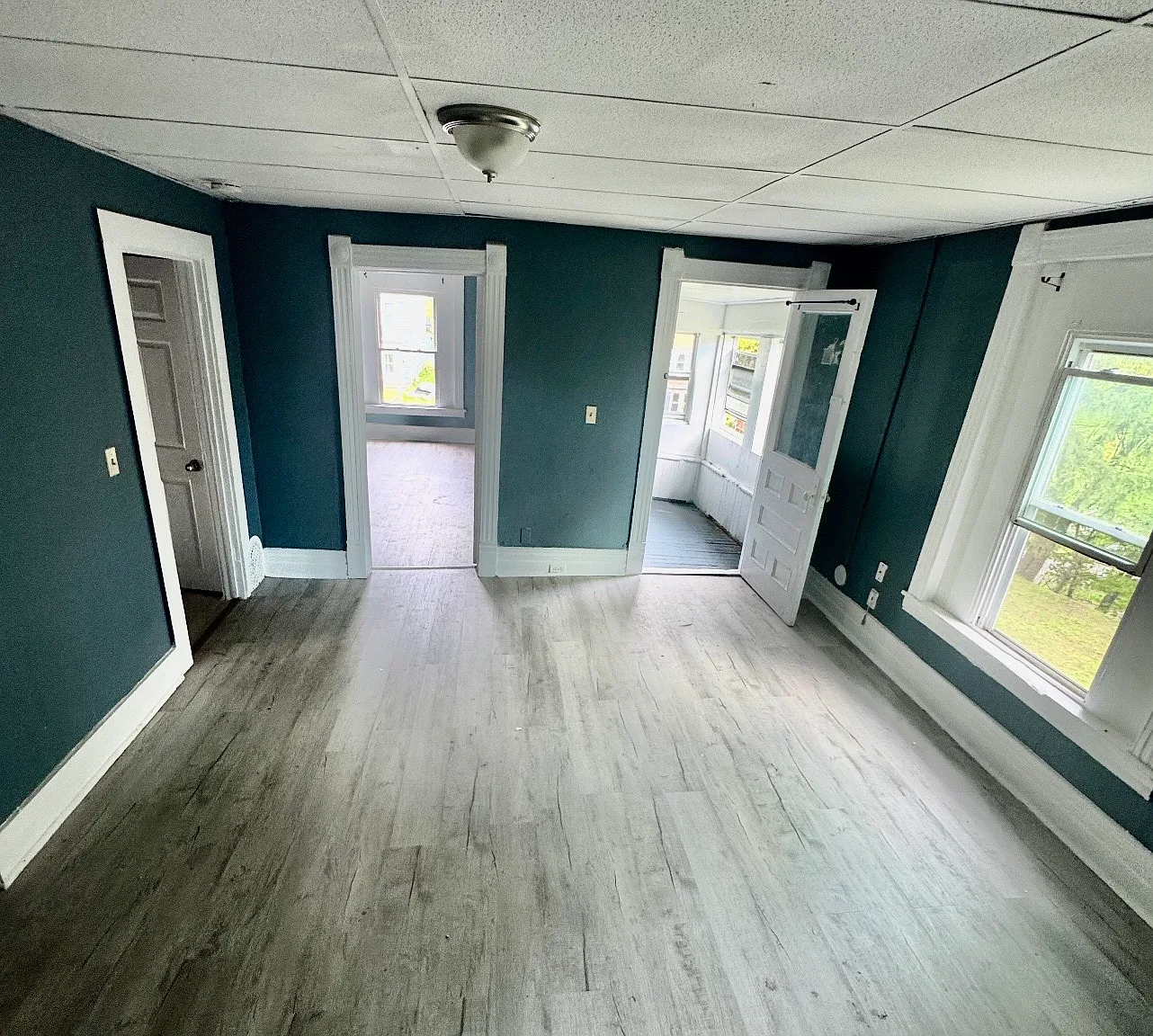 2 bed, 1090 sqft, $1,395 — Photo 1