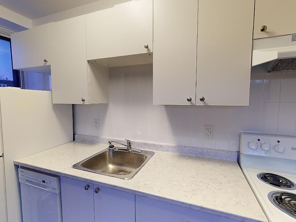 1st image of 1073 Hollington St #102