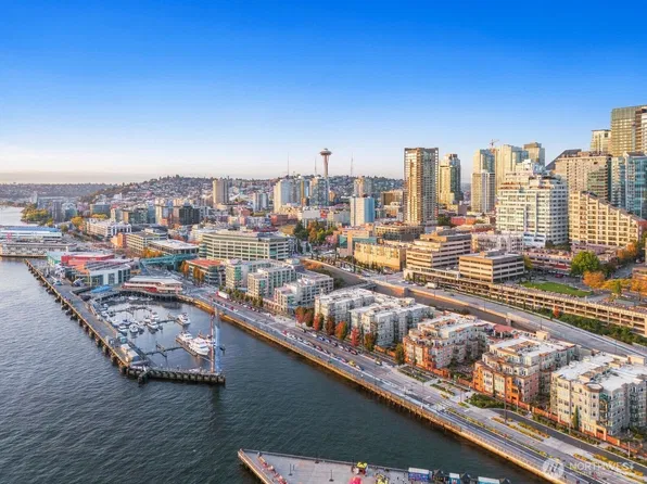 2000 Alaskan Way #256, Seattle, WA 98121