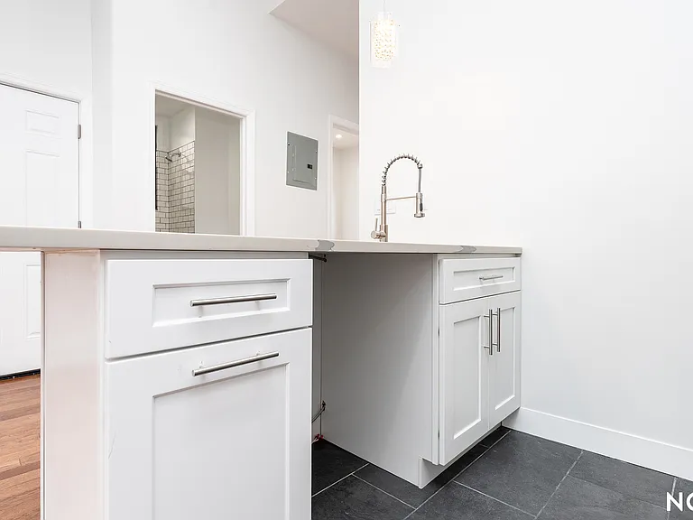 1869 Greene Ave #2 — Photo 17
