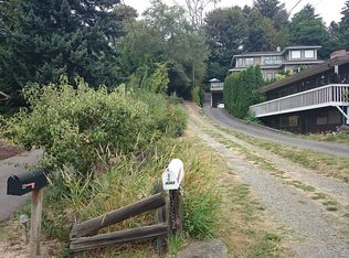 4362 SW Cloverdale St, Seattle, WA 98136