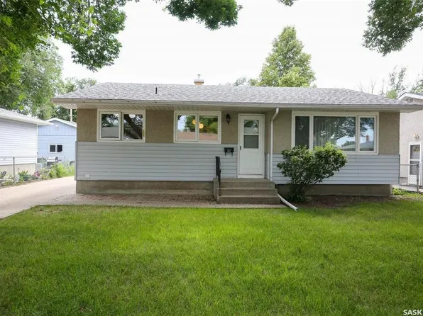 83 Woodward AVENUE, Regina, SK S4R 3H3