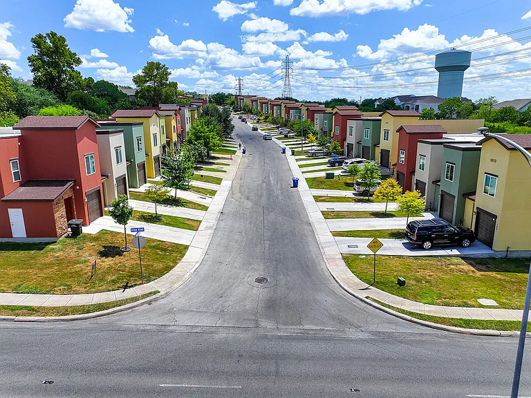 Belcara Luxury Townhomes Exterior