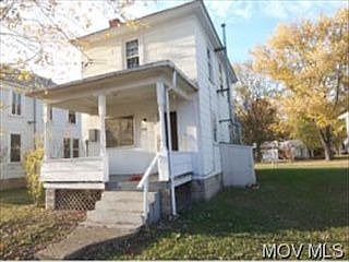 2nd image of 610 Olive St