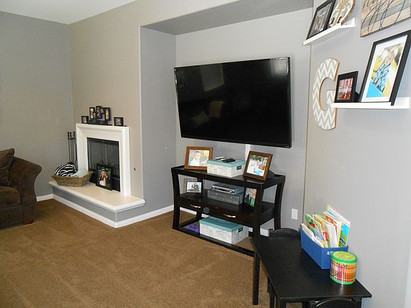 5th image of 3974 Quartzite Ln San Bernardino Ca 92407