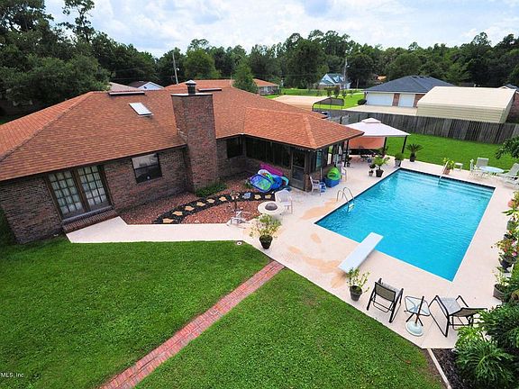 3rd image of 5405 Teakwood Ln