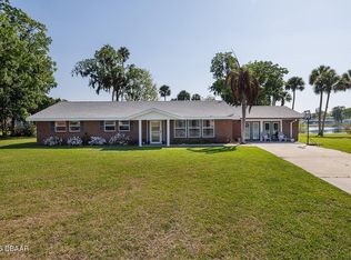 957 Pineapple Rd, South Daytona, FL 32119