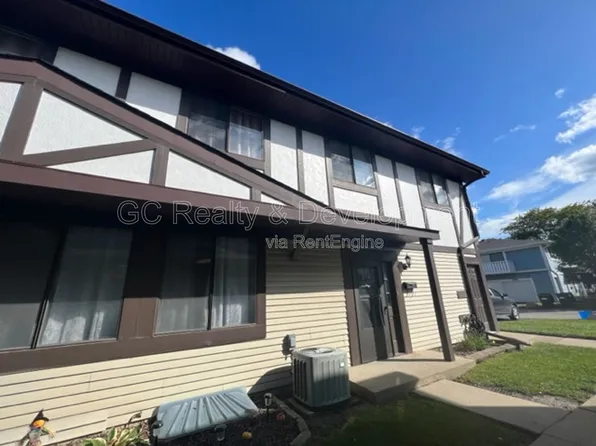 1367 Sacramento Dr, Hanover Park, IL 60133